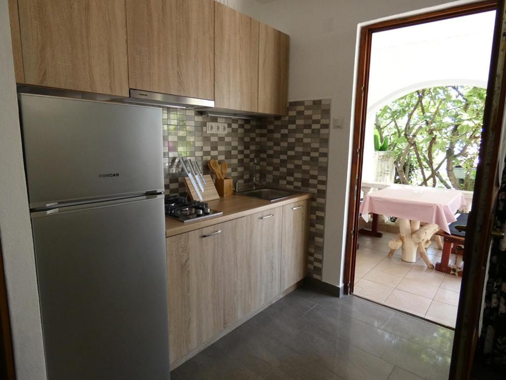 Apartmani Marija Ribarica Buitenkant foto